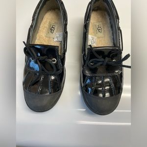 UGG Women’s Slip-on (Duck Style) Shoes